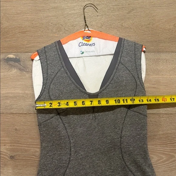 O'2nd Gray V-Neck Midi Dress - Picture 4 of 9